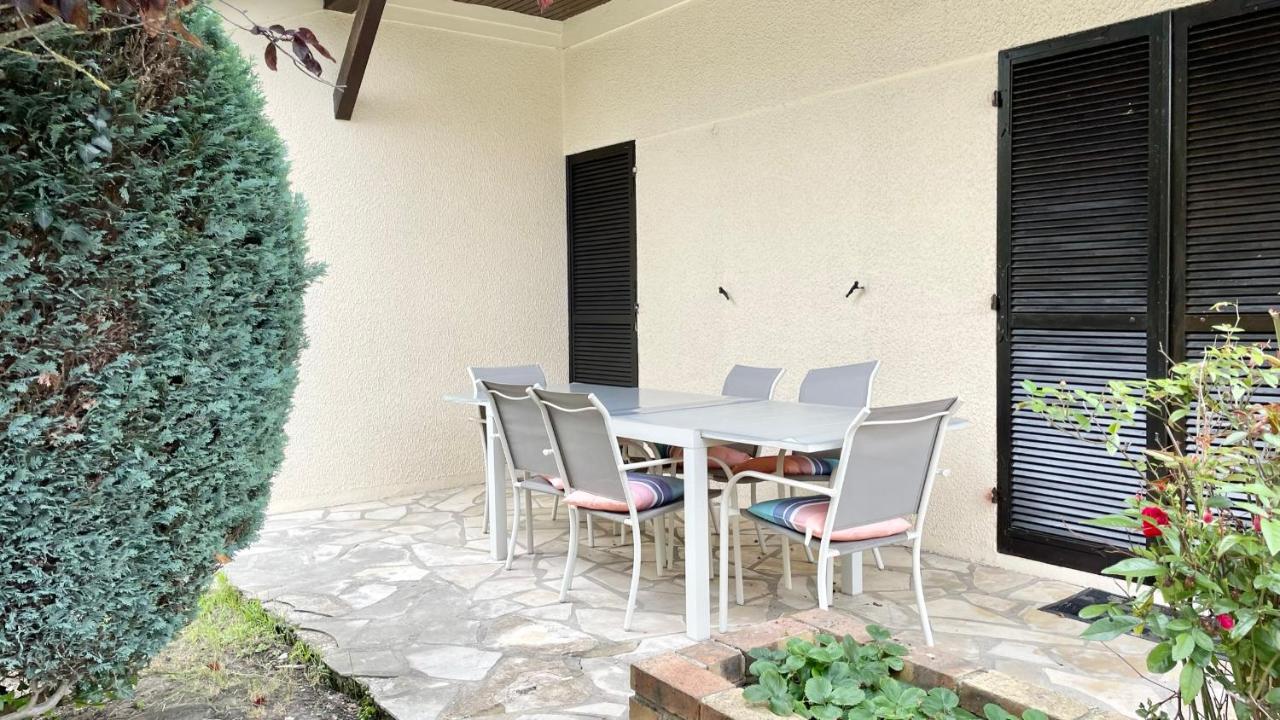 La Casa - Charmante Maison Entre Paris & Disney Нуази-ле-Гран Экстерьер фото
